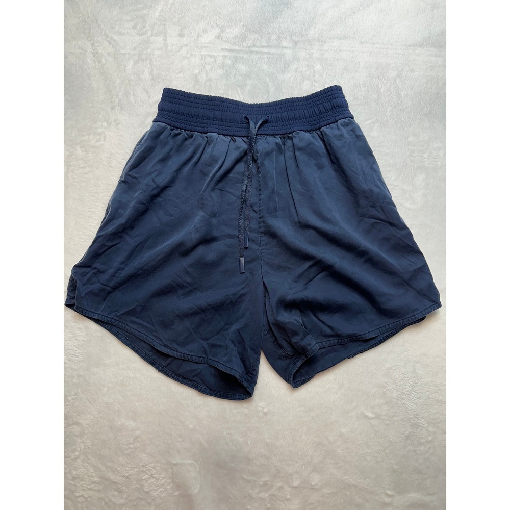 Lululemon Spring Break Away Feeling Femme Short 5" Navy Shorts 4 LW7ATYS - 152
